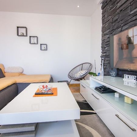 Apartament Apartman Petra Makarska Zewnętrze zdjęcie