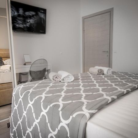 Apartament Apartman Petra Makarska Zewnętrze zdjęcie