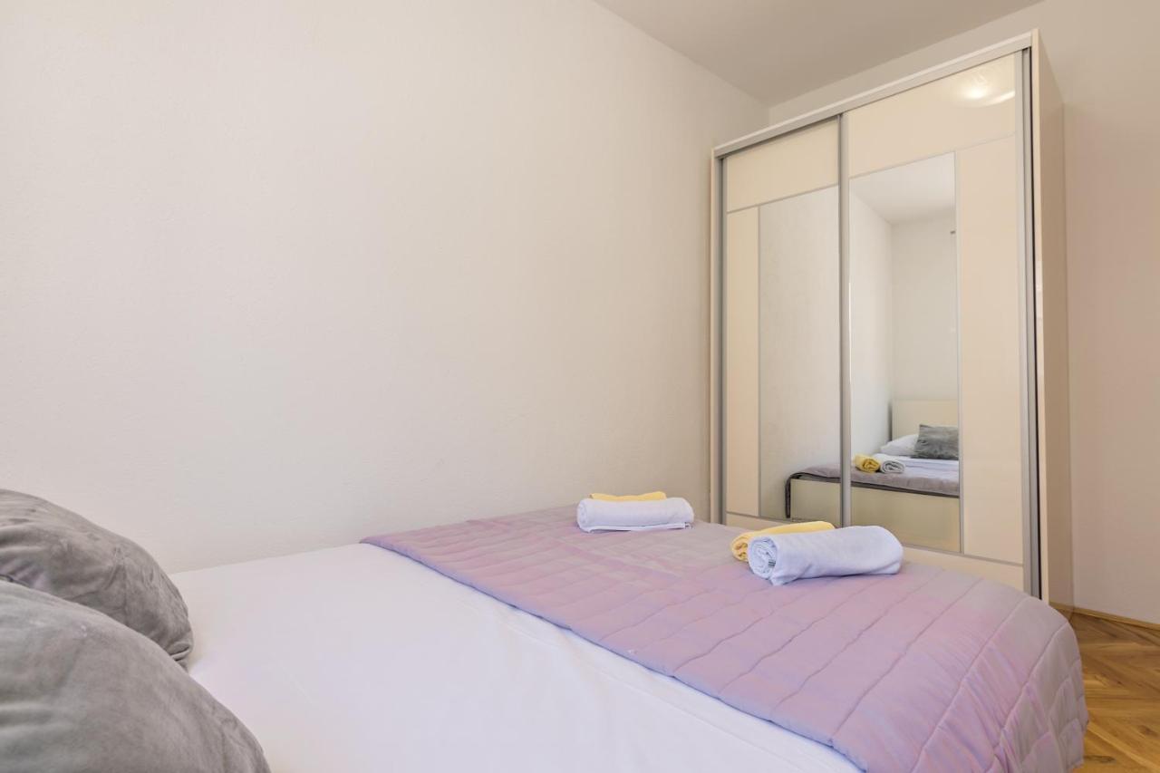 Apartament Apartman Petra Makarska Zewnętrze zdjęcie